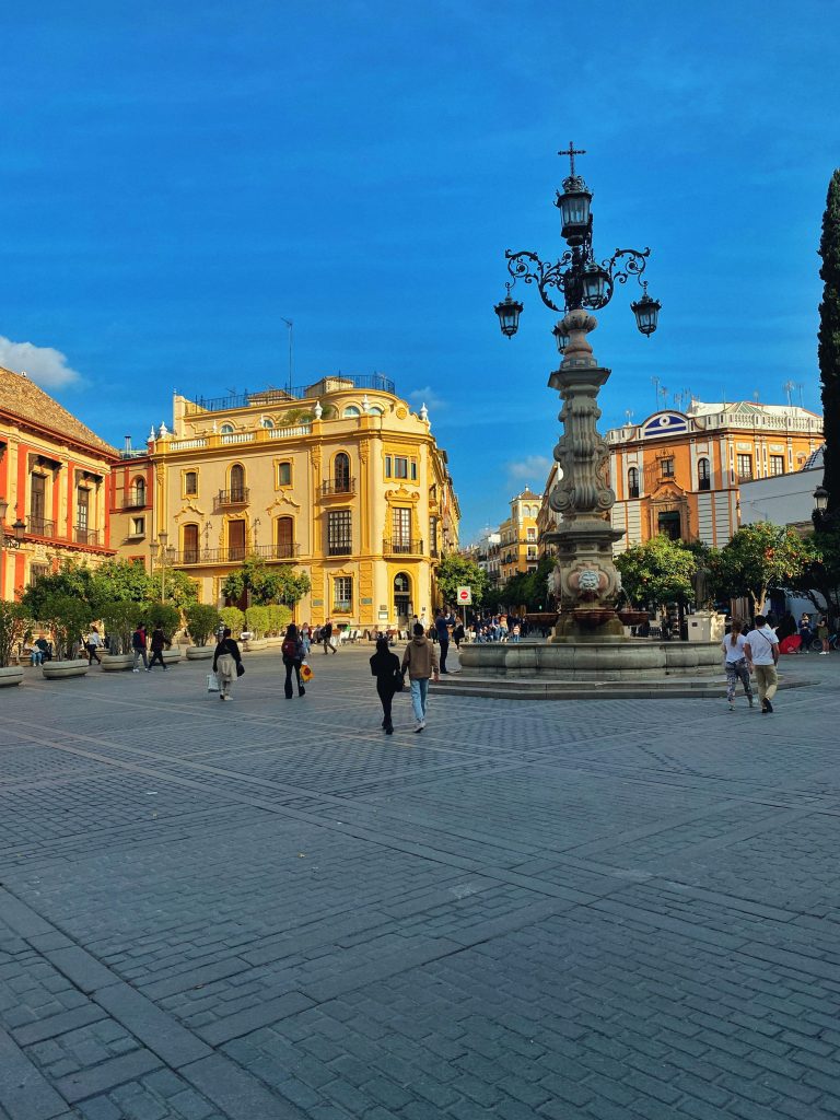 Andaluzja, Sevilla, plac przed katedrą